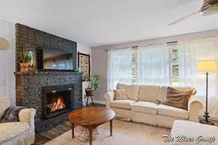 1910 Knapp St NE, Grand Rapids, MI 49505 - Photo 8