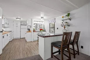 3692 Sun Valley St NW, Grand Rapids, MI 49544 - Photo 2