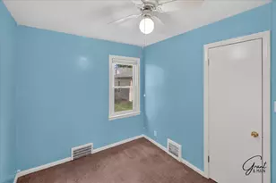 21000 La Salle Blvd, Warren, MI 48089 - Photo 12