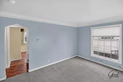 21000 La Salle Boulevard, Warren, MI 48089 - Photo 4