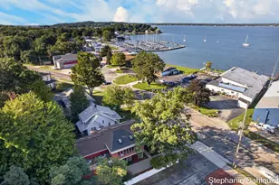 3135 Lakeshore Dr, Muskegon, MI 49441 - Photo 4