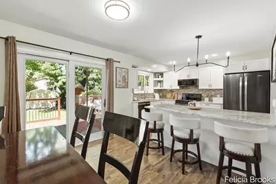 457 Parkside Avenue NW, Grand Rapids, MI 49534 - Photo 8
