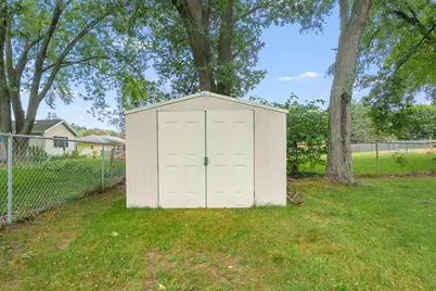 8237 Lovers Lane, Portage, MI 49002 - Photo 38