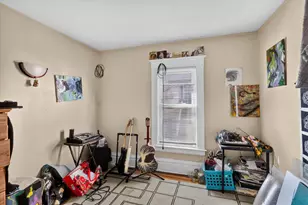 907/909 Rose Ct, Kalamazoo, MI 49001 - Photo 10