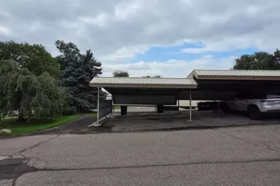 18233 University Park Dr, Livonia, MI 48152 - Photo 34