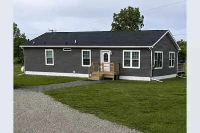 823 Hammont Street, Owosso, MI 48867 - Photo 2