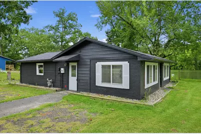 58730 Ash Road, Three Rivers, MI 49093 - Photo 2