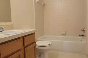 7944 Thornhill Dr, Ypsilanti, MI 48197 - Photo 10