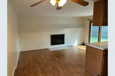 38040 Castle Drive, Romulus, MI 48174 - Photo 8