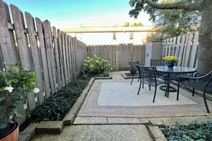 2505 Abbington Dr SE, Grand Rapids, MI 49506 - Photo 20