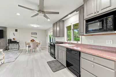 10226 Tomkinson Drive, Scotts, MI 49088 - Photo 4