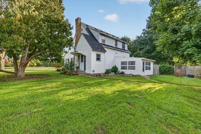 442 Riverview Drive, Plainwell, MI 49080 - Photo 4