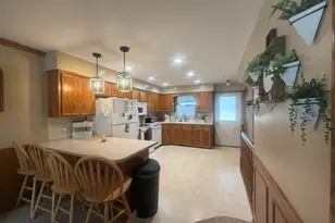2856 S Wentward Ct, Hudsonville, MI 49426 - Photo 2