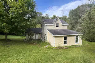 216 Crane St, Union City, MI 49094 - Photo 2