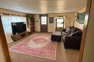 415 W 136th St, Grant, MI 49327 - Photo 6