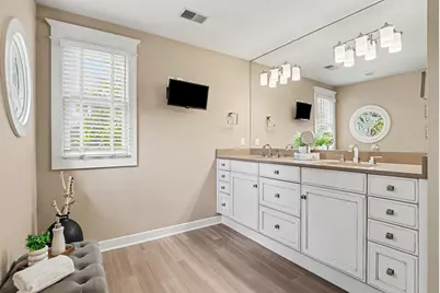 1670 Flowers Crossing Drive NE, Grand Rapids, MI 49525 - Photo 32