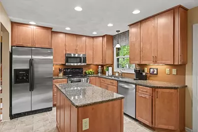 127 Sheffield Road, Battle Creek, MI 49015 - Photo 8