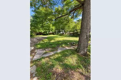 1215 Williams Street, Jackson, MI 49203 - Photo 2