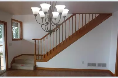 2918 E Shore Drive, Portage, MI 49002 - Photo 8