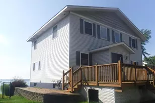 2918 E Shore Dr, Portage, MI 49002 - Photo 2