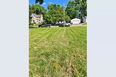 704 Irving Street, Jackson, MI 49202 - Photo 2