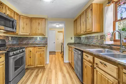 405 E Elm Street, Fremont, MI 49412 - Photo 10