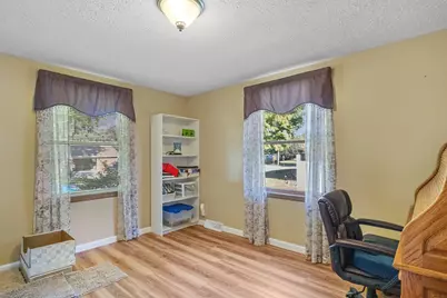 405 E Elm Street, Fremont, MI 49412 - Photo 18