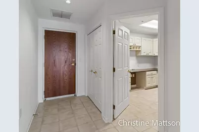 2964 Lakeshore Drive #E702, Muskegon, MI 49441 - Photo 8