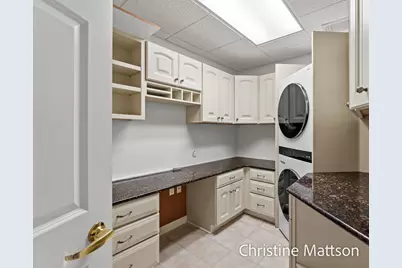 2964 Lakeshore Drive #E702, Muskegon, MI 49441 - Photo 10