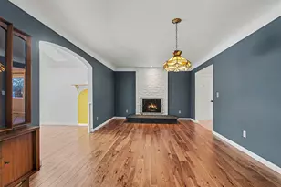 1870 Stratford Rd, Ypsilanti, MI 48197 - Photo 6