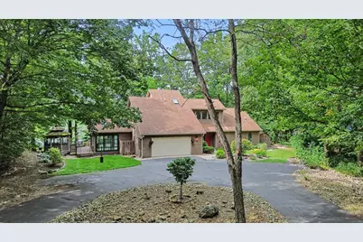 4245 Lake Chapin Bluff, Berrien Springs, MI 49103 - Photo 2