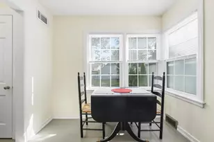 1310 Orville St SE, Grand Rapids, MI 49507 - Photo 14