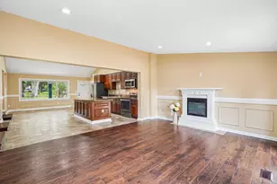 1150 Bangor Rd, Waterford, MI 48328 - Photo 6