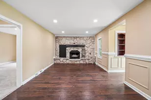 1150 Bangor Rd, Waterford, MI 48328 - Photo 8
