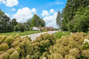 48648 68th St, Hartford, MI 49057 - Photo 8