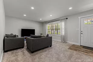 7439 Eastlane Ave, Jenison, MI 49428 - Photo 14