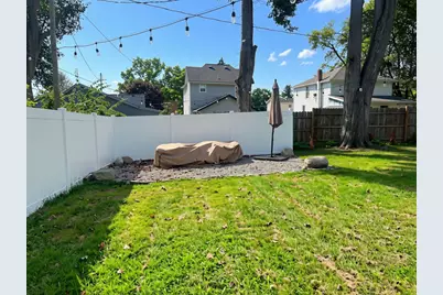 19 Frisbie Street, Hillsdale, MI 49242 - Photo 24