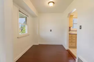 4127 Winifred St, Wayne, MI 48184 - Photo 8