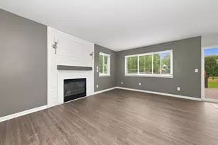 8585 Eral Ct, Ypsilanti, MI 48198 - Photo 10