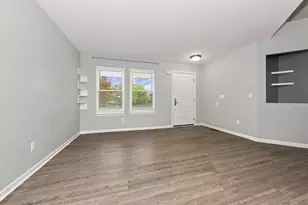 8585 Eral Ct, Ypsilanti, MI 48198 - Photo 4