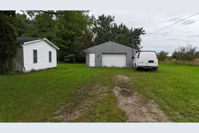 1100 Lilac Road, Hillsdale, MI 49242 - Photo 2