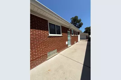 21920 Cloverlawn Street, Oak Park, MI 48237 - Photo 4