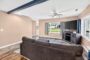 887 Bryant Ave, Jackson, MI 49202 - Photo 14