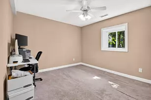 887 Bryant Ave, Jackson, MI 49202 - Photo 22