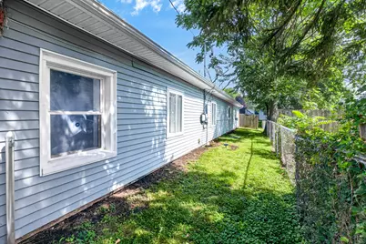 887 Bryant Avenue, Jackson, MI 49202 - Photo 42