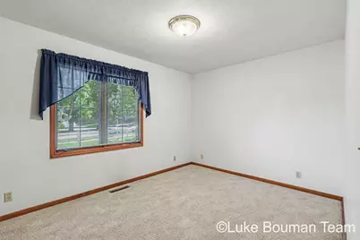 1060 Legion Park Drive, Holland, MI 49423 - Photo 8