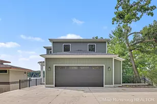 8851 Je-Ne-Be Dr NE, Rockford, MI 49341 - Photo 4