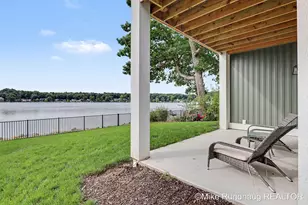 8851 Je-Ne-Be Dr NE, Rockford, MI 49341 - Photo 32
