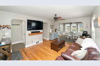 4661 Forest Avenue, Waterford, MI 48328 - Photo 12