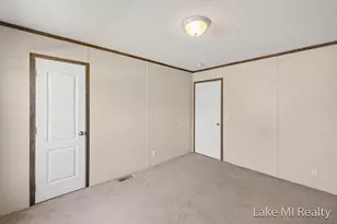 104 Gardens Blvd NW, Grand Rapids, MI 49534 - Photo 16